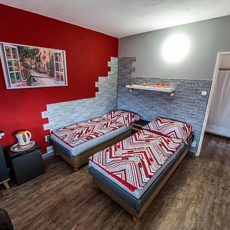 Penzion U Tulaka Dobřichovice エクステリア 写真