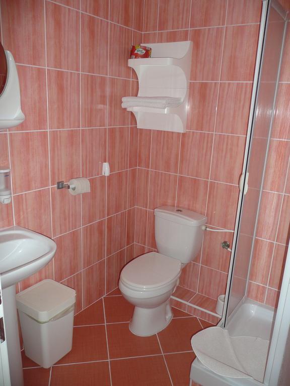 Penzion U Tulaka Dobřichovice エクステリア 写真